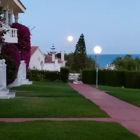 Calablanca Con Amplia Terraza Y Vistas Al Mar Y A La Montana Apartamento Alcossebre
